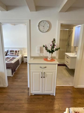 Apartment Concetta เซรส ภายนอก รูปภาพ